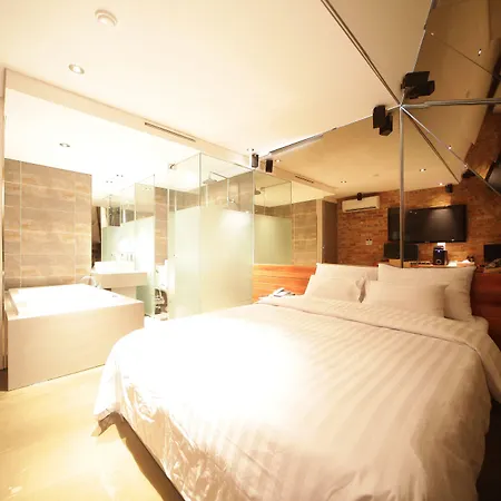 Jongno Hotel Pop Leeds Premier