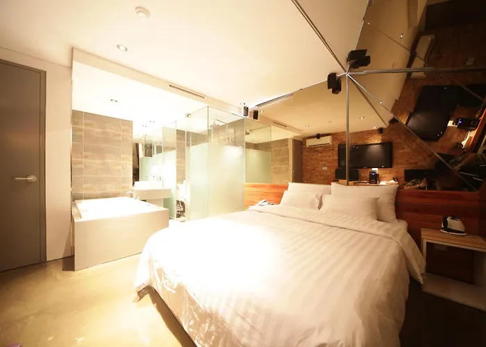 Hotel Jongno Pop Leeds Premier 3*